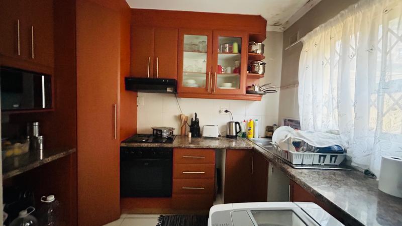 2 Bedroom Property for Sale in Fairview Western Cape